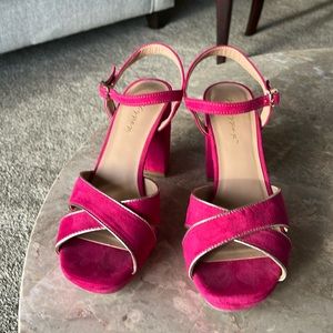 Pink and gold suede heels women’s 8